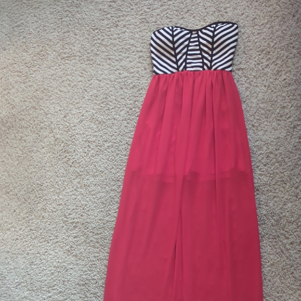 Elegant Strapless Pink and Black Dress